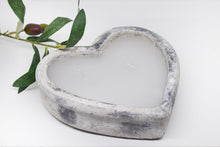 Load image into Gallery viewer, Double wick heart concrete candle