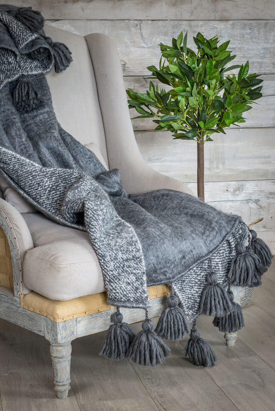 Grey Bell Tassel Throw